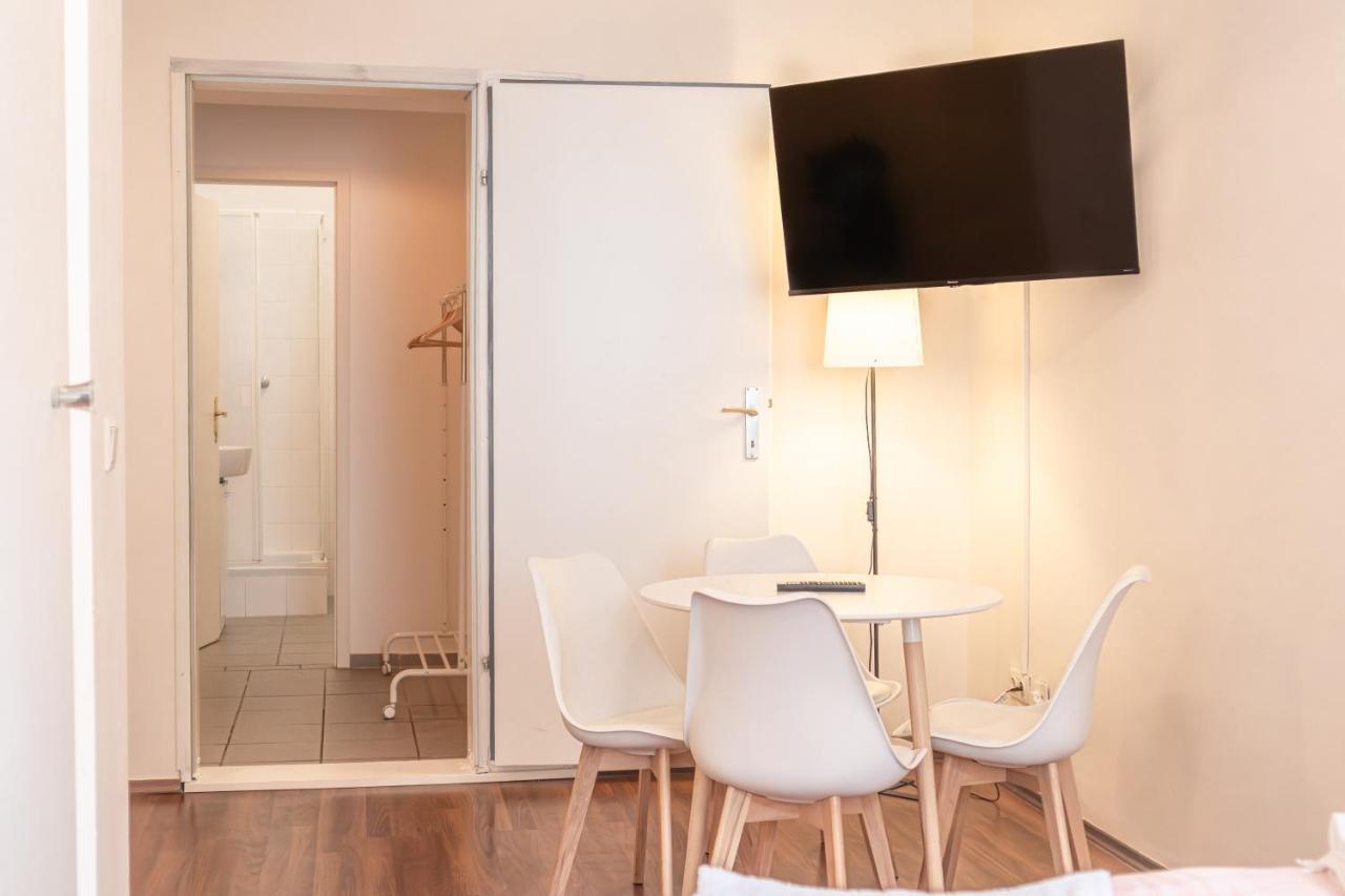 Comfortable Urban Apartment: 2br Prime Location Wien